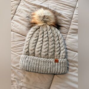 David and Young Cream Faux Fur Women’s Beanie Soft